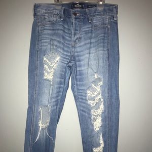 .Hollister low rise boyfriend jeans 13R w31 L25